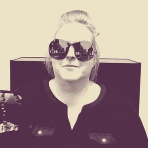 Meet your Posher, Eileen